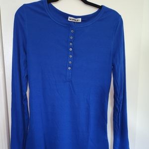 Blue button front long sleeve top